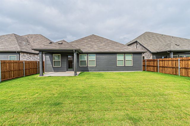 780 Moonlight Place, Lavon, TX 75166