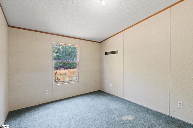 155 Shanel Drive, Woodruff, SC 29388