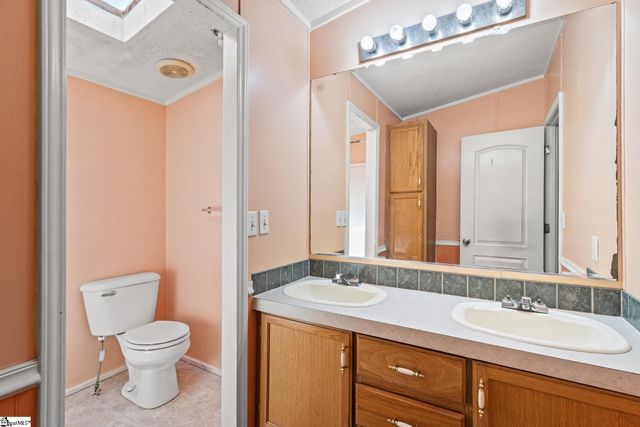 155 Shanel Drive, Woodruff, SC 29388