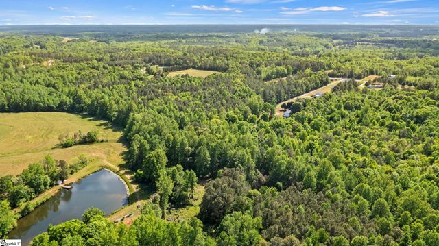155 Shanel Drive, Woodruff, SC 29388