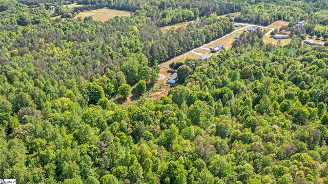 155 Shanel Drive, Woodruff, SC 29388