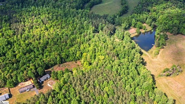 155 Shanel Drive, Woodruff, SC 29388