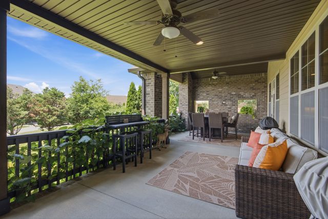 119 Millers Pt, Gallatin, TN 37066