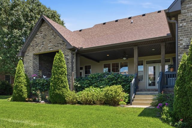 119 Millers Pt, Gallatin, TN 37066
