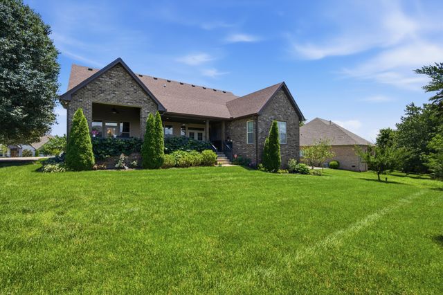 119 Millers Pt, Gallatin, TN 37066