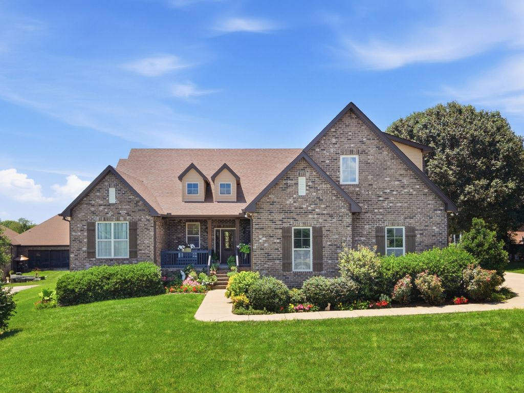 119 Millers Pt, Gallatin, TN 37066