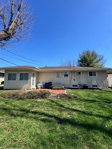 1685 Alcoy Drive, Columbus, OH 43227