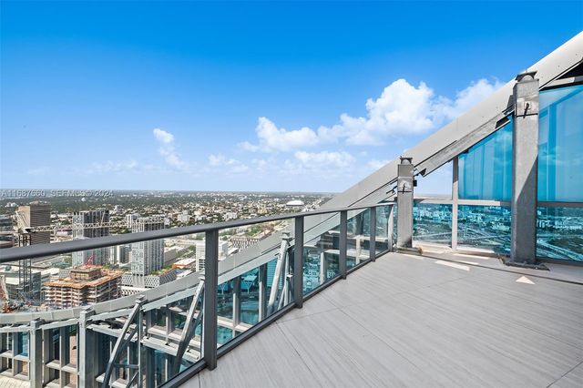 851 NE 1st Avenue PH 5700, Miami, FL 33132