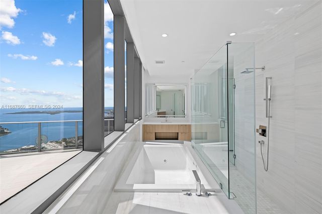 851 NE 1st Avenue PH 5700, Miami, FL 33132