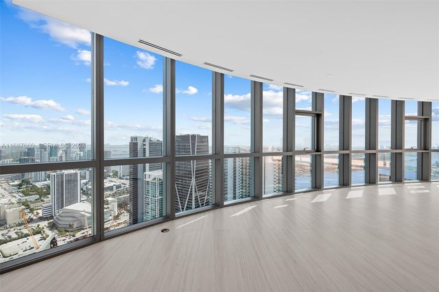 851 NE 1st Avenue PH 5700, Miami, FL 33132