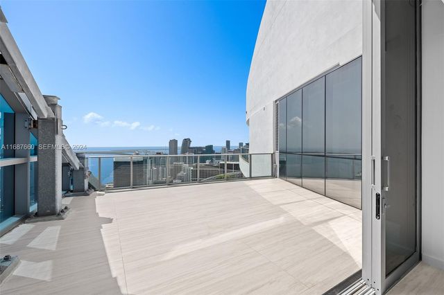 851 NE 1st Avenue PH 5700, Miami, FL 33132