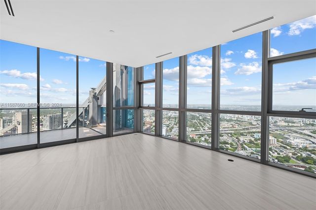 851 NE 1st Avenue PH 5700, Miami, FL 33132
