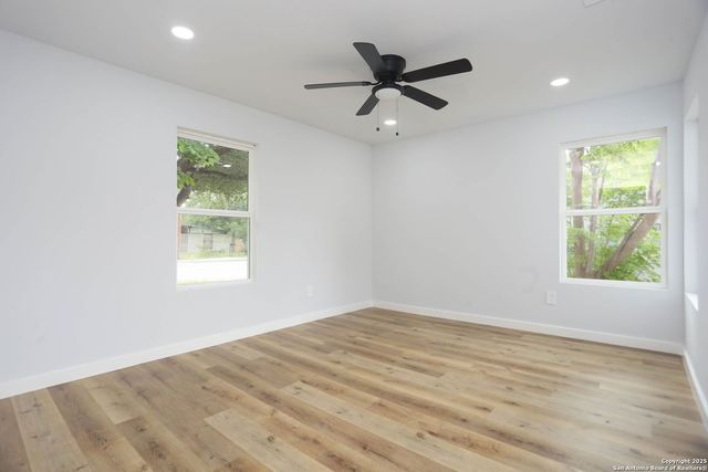 242 Babcock Rd, San Antonio, TX 78201