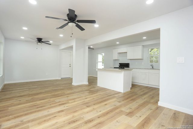 242 Babcock Rd, San Antonio, TX 78201