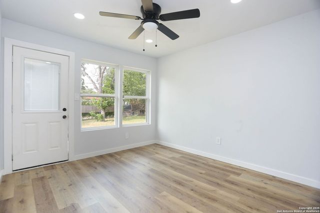 242 Babcock Rd, San Antonio, TX 78201
