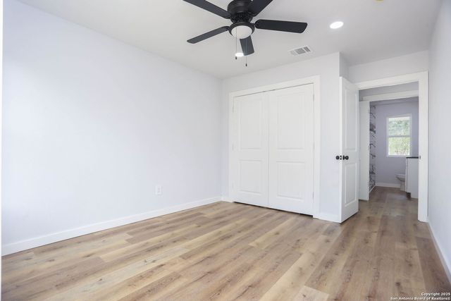 242 Babcock Rd, San Antonio, TX 78201