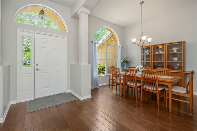 5633 GLENCREST BOULEVARD, Tampa, FL 33625