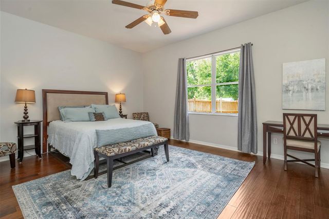 5633 GLENCREST BOULEVARD, Tampa, FL 33625