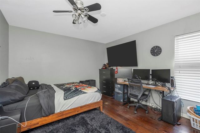 5633 GLENCREST BOULEVARD, Tampa, FL 33625