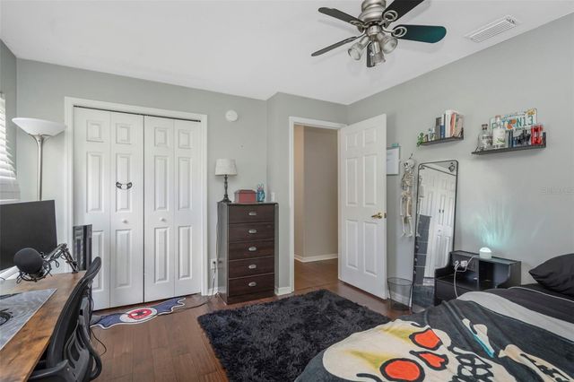 5633 GLENCREST BOULEVARD, Tampa, FL 33625