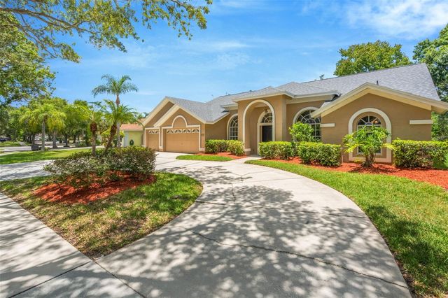 5633 GLENCREST BOULEVARD, Tampa, FL 33625