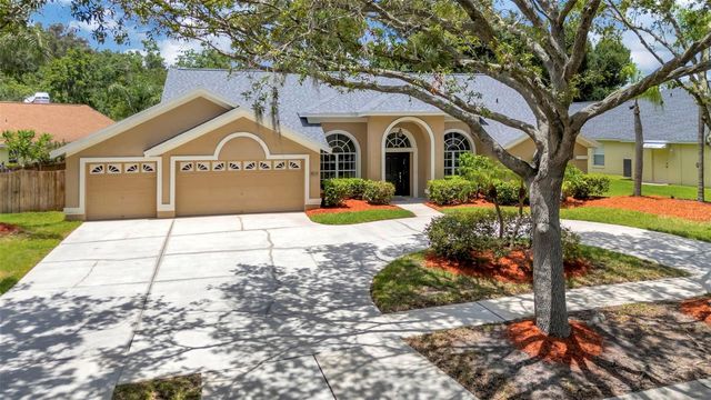 5633 GLENCREST BOULEVARD, Tampa, FL 33625