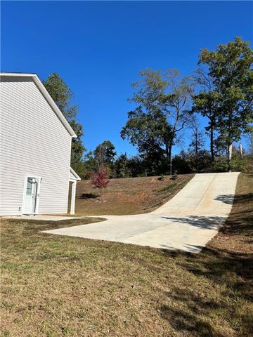 550 JP Stevens Road, Seneca, SC 29678