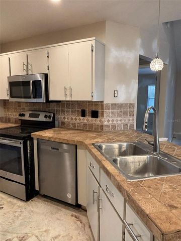 12909 PINEWAY DRIVE, Largo, FL 33773