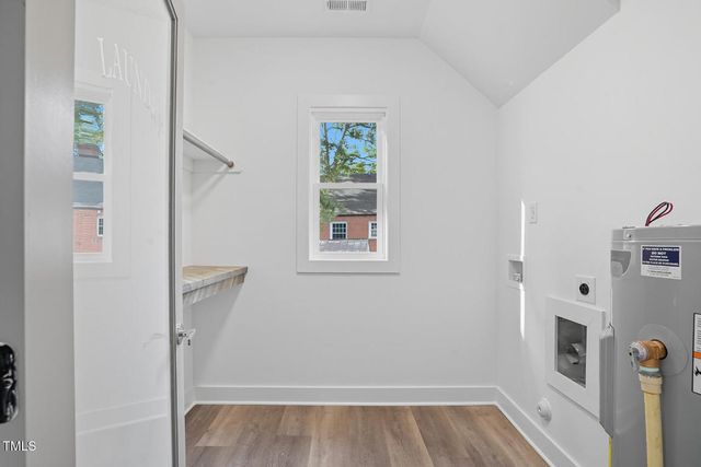 304 N King Charles Road 101, Raleigh, NC 27610