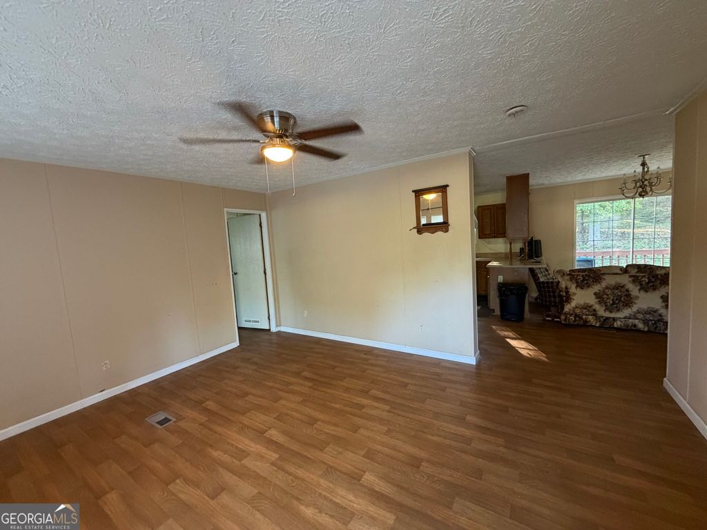 206 Benifield Drive, Lavonia, GA 30553 — photo 3