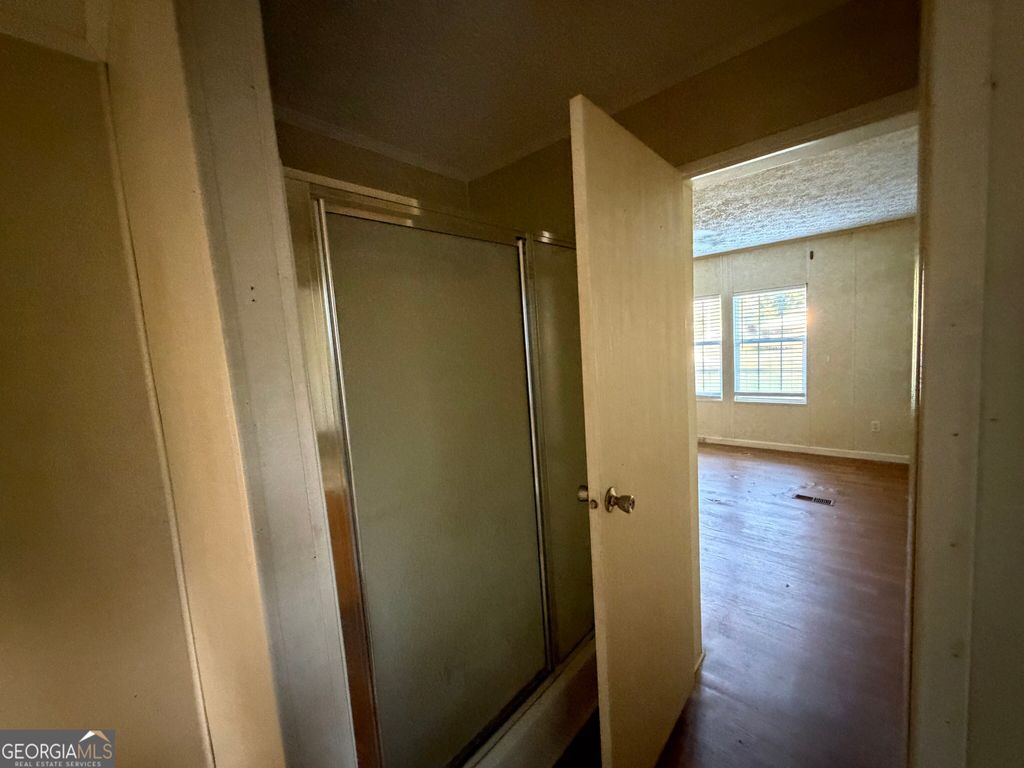 206 Benifield Drive, Lavonia, GA 30553 — photo 5