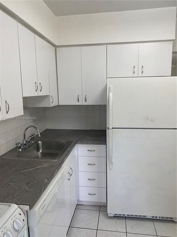 250 NE 41st St 258, Oakland Park, FL 33334