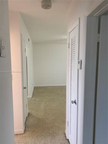 250 NE 41st St 258, Oakland Park, FL 33334