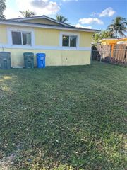 250 NE 41st St 258, Oakland Park, FL 33334