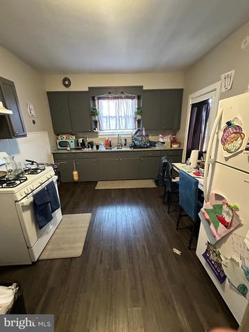 1942 NORTH ST, Harrisburg, PA 17103