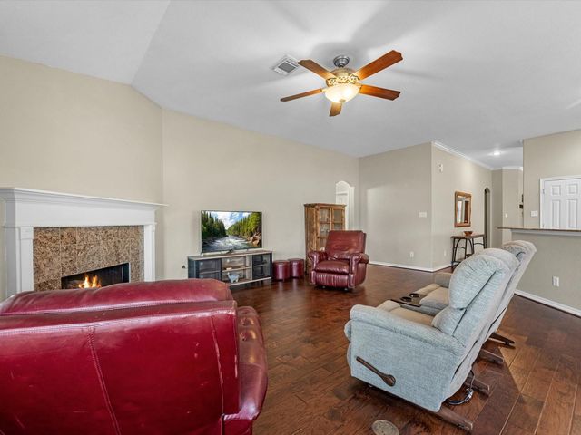 19019 Relay Rd, Humble, TX 77346