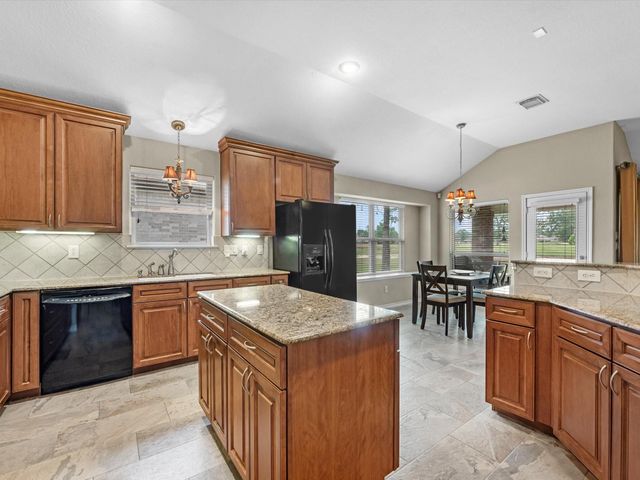 19019 Relay Rd, Humble, TX 77346