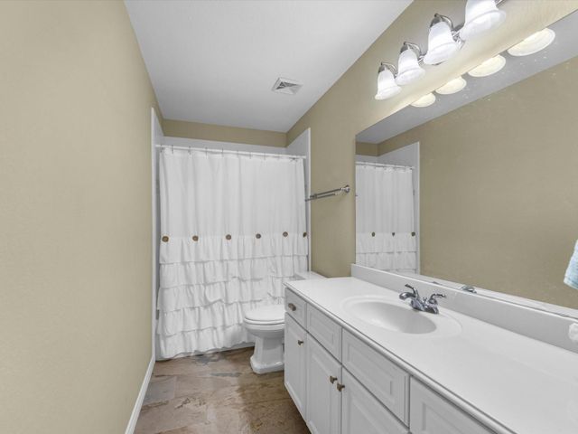 19019 Relay Rd, Humble, TX 77346