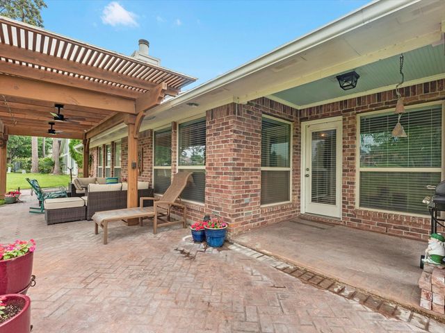 19019 Relay Rd, Humble, TX 77346