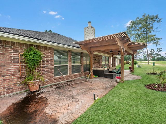 19019 Relay Rd, Humble, TX 77346