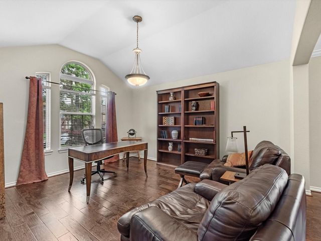 19019 Relay Rd, Humble, TX 77346