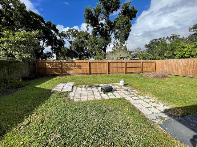 2312 E 9TH AVENUE, Tampa, FL 33605