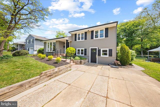 153 VALLEY RUN DR, Cherry Hill, NJ 08002