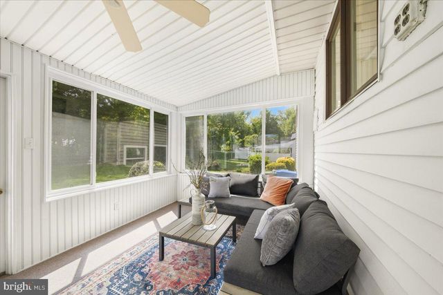 153 VALLEY RUN DR, Cherry Hill, NJ 08002