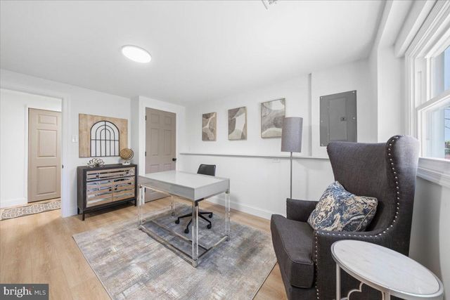 153 VALLEY RUN DR, Cherry Hill, NJ 08002