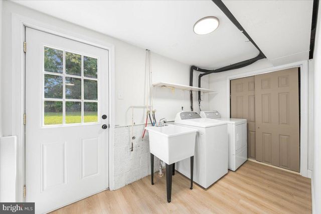 153 VALLEY RUN DR, Cherry Hill, NJ 08002