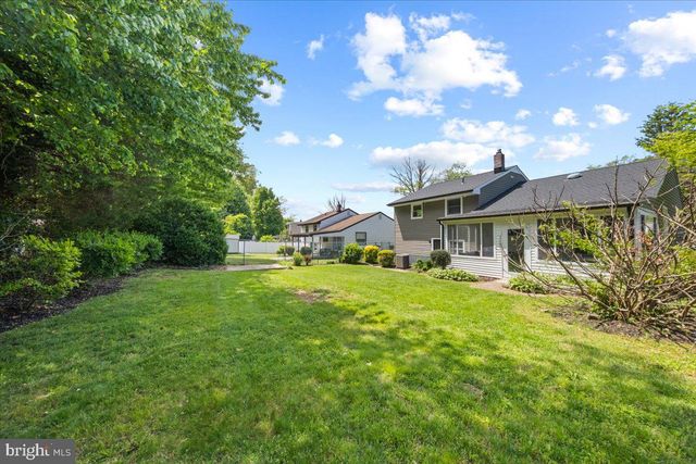 153 VALLEY RUN DR, Cherry Hill, NJ 08002