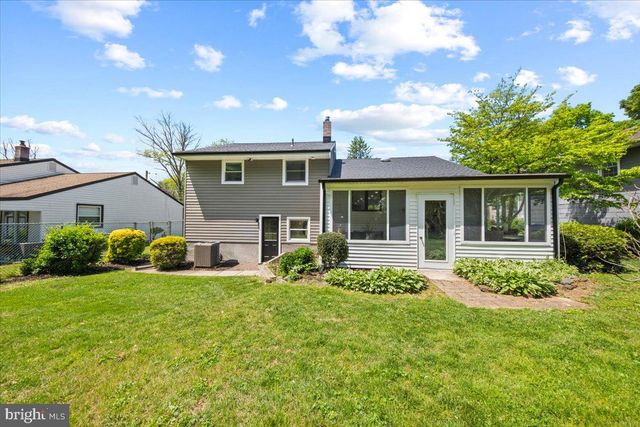 153 VALLEY RUN DR, Cherry Hill, NJ 08002