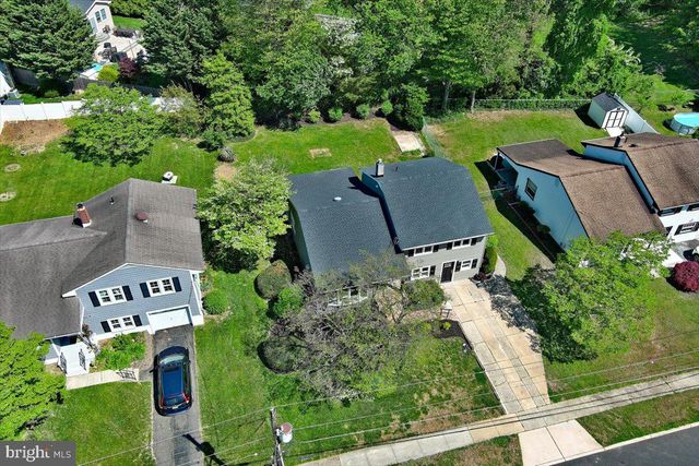 153 VALLEY RUN DR, Cherry Hill, NJ 08002