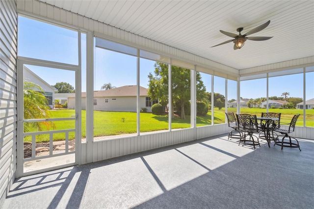 1097 CARAVAN LOOP, Polk City, FL 33868
